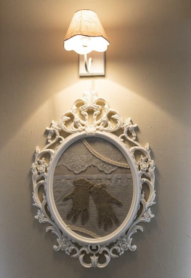Aux Petits Bonheurs Hotell La Gorgue Exteriör bild